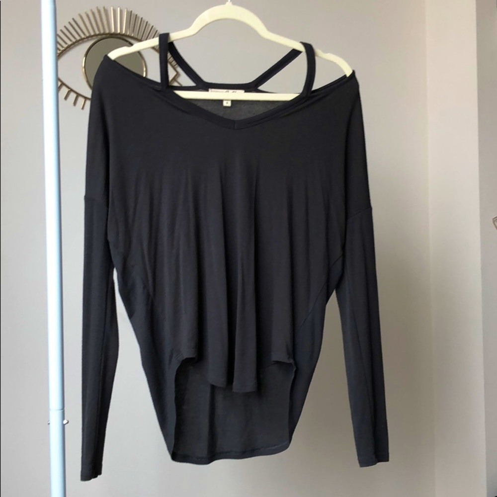 Express Gray Off-the-shoulder Long-Sleeve Tee